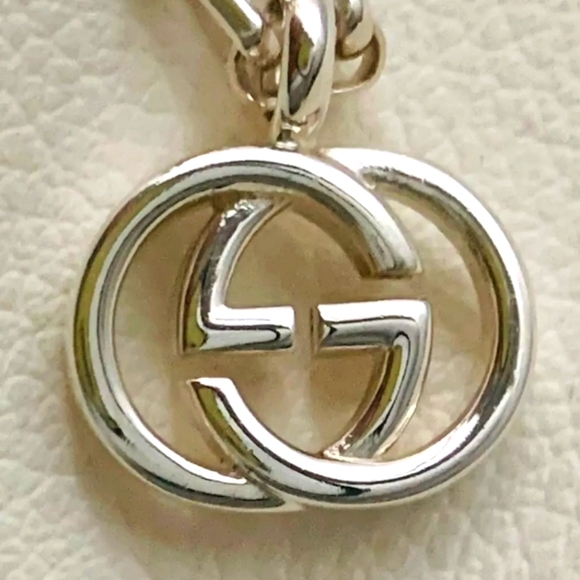 ** SOLD ** SOLD**🌹GUCCI Interlocking Double G 925 Unisex Necklace -EUC - Picture 4 of 12